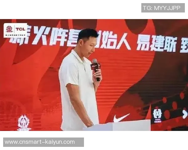 易建联：从CBA巨星到国际赛场的传奇之路与篮球梦想的追逐